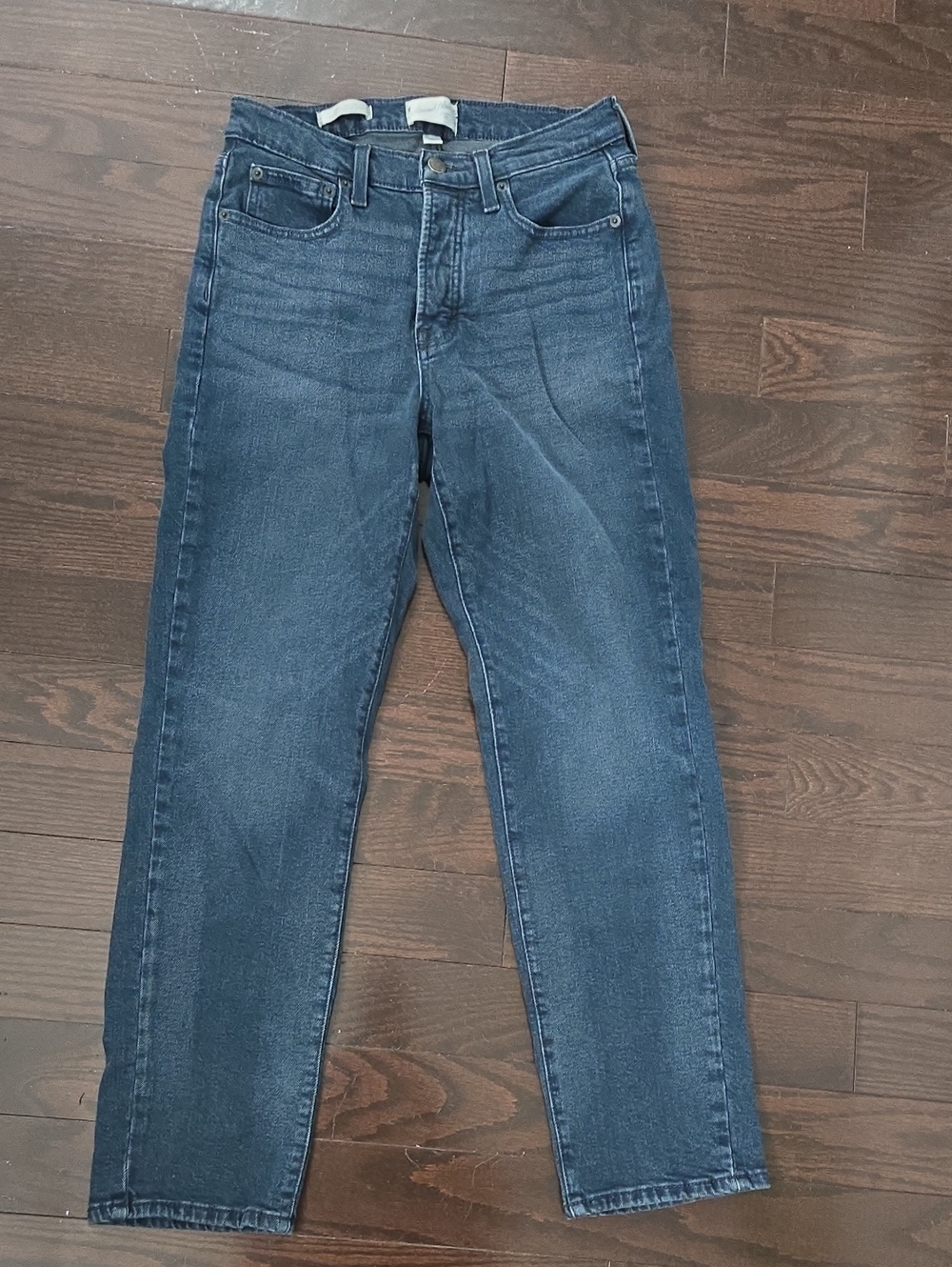 Universal Thread Slim Straight Jeans in Dark Blue Wash